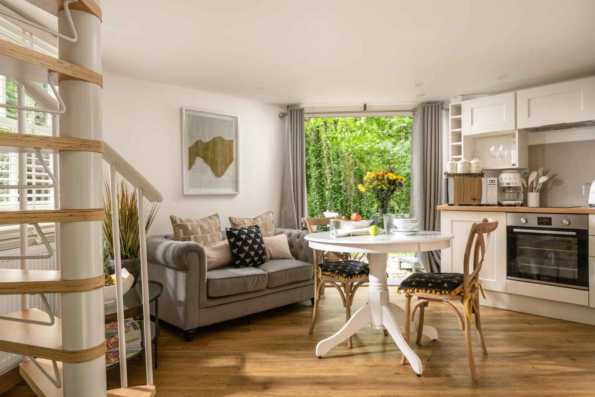 Honeycombe - Treehouse In The Heart Of Dorset Villa Blandford Forum Exterior foto